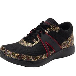 Traq by Algeria Qarma Pretty Things Floral Walking Sneaker size 36 US 6-6.5